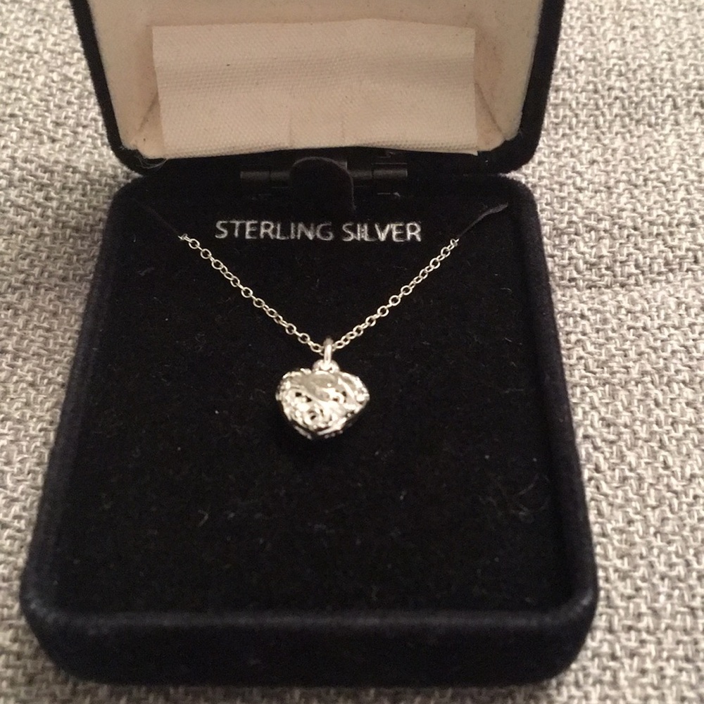 NWOT Cut Out Heart ❤️ Sterling Silver Necklace
